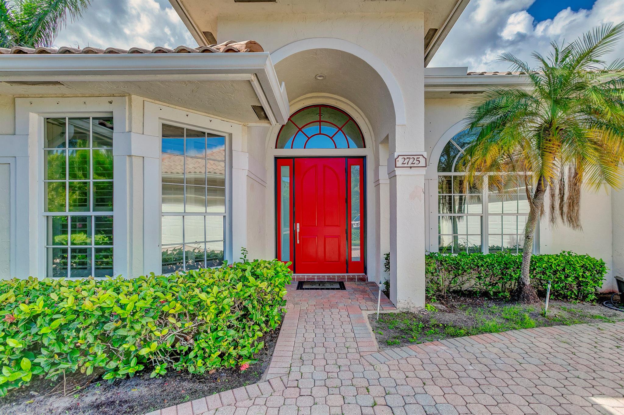 2725 Seneca Circle