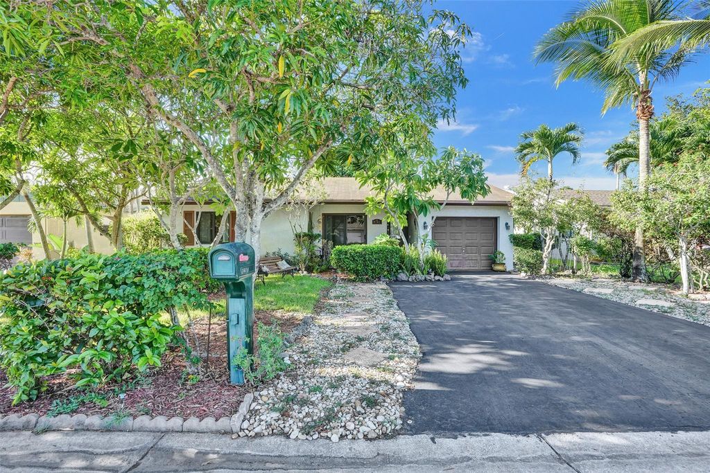 Photo of 9761 NW 24th Street, Coral Springs, FL 33065 (MLS # F10452457)