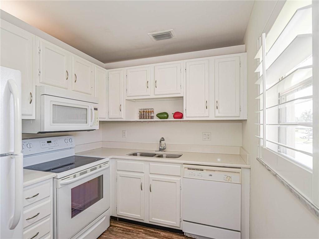 76 Royal Oak Drive 205