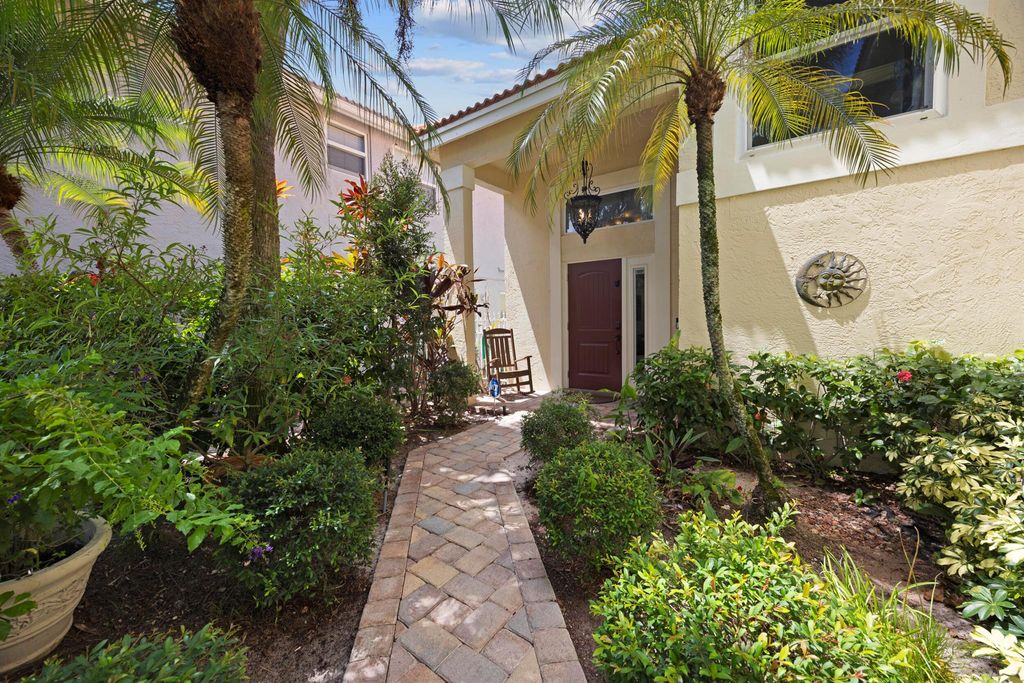 Photo of 10454 Buena Ventura Drive, Boca Raton, FL 33498 (MLS # R11113100)