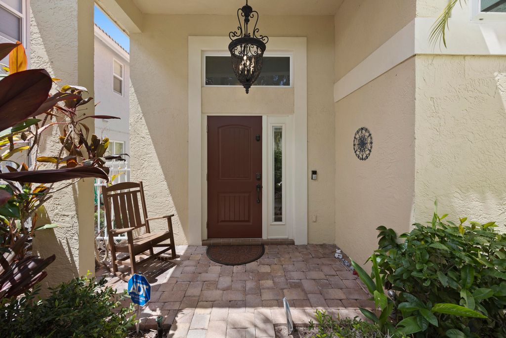 Photo of 10454 Buena Ventura Drive, Boca Raton, FL 33498 (MLS # R11113100)