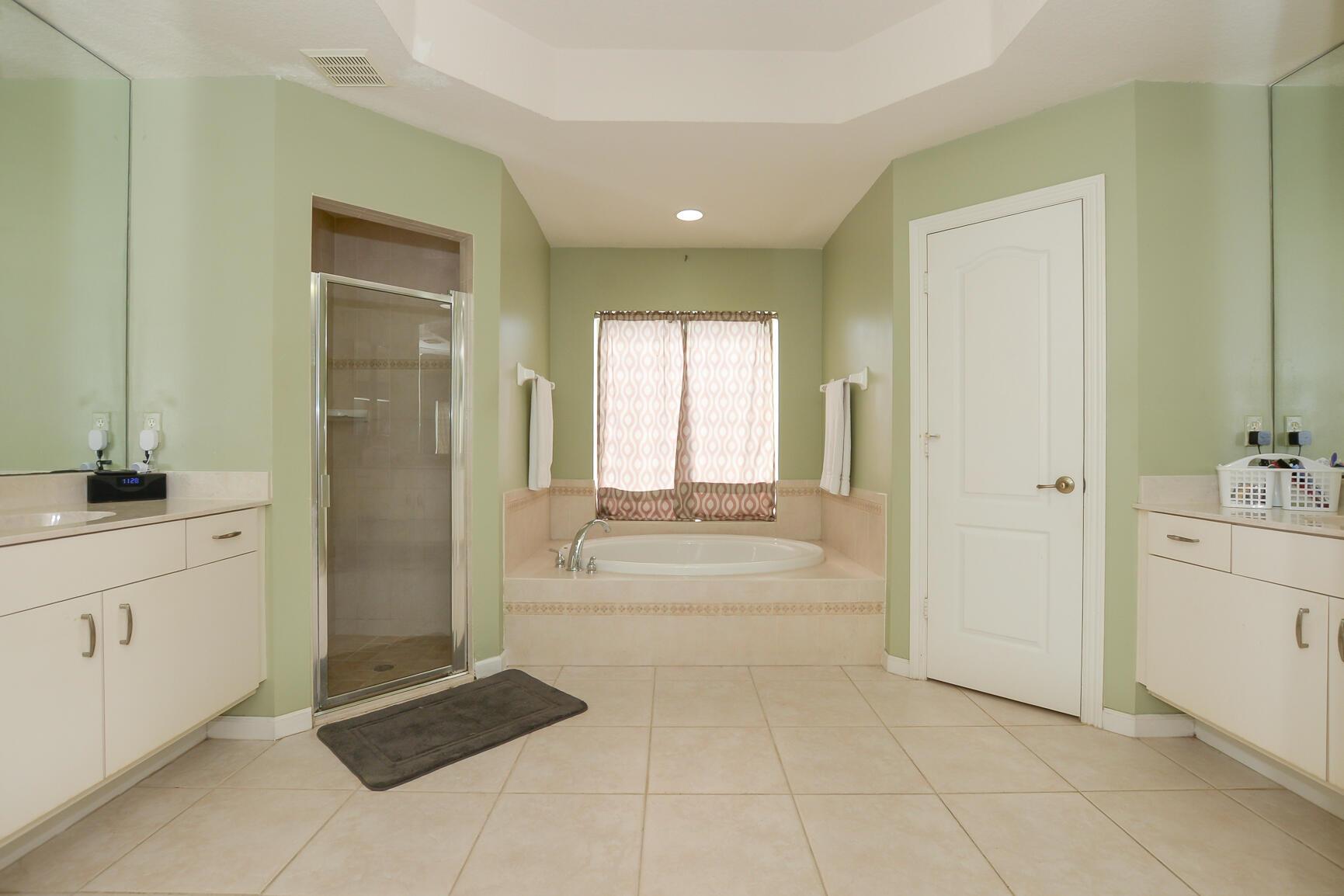 PORT ST LUCIE SECTION 20 - Residential