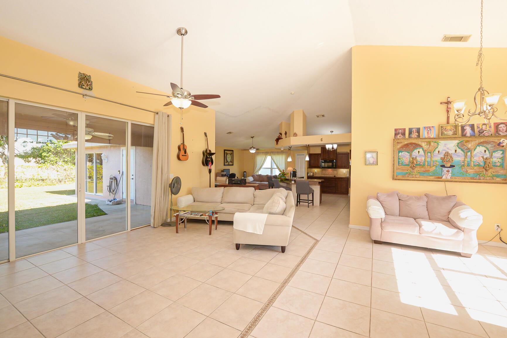 PORT ST LUCIE SECTION 20 - Residential