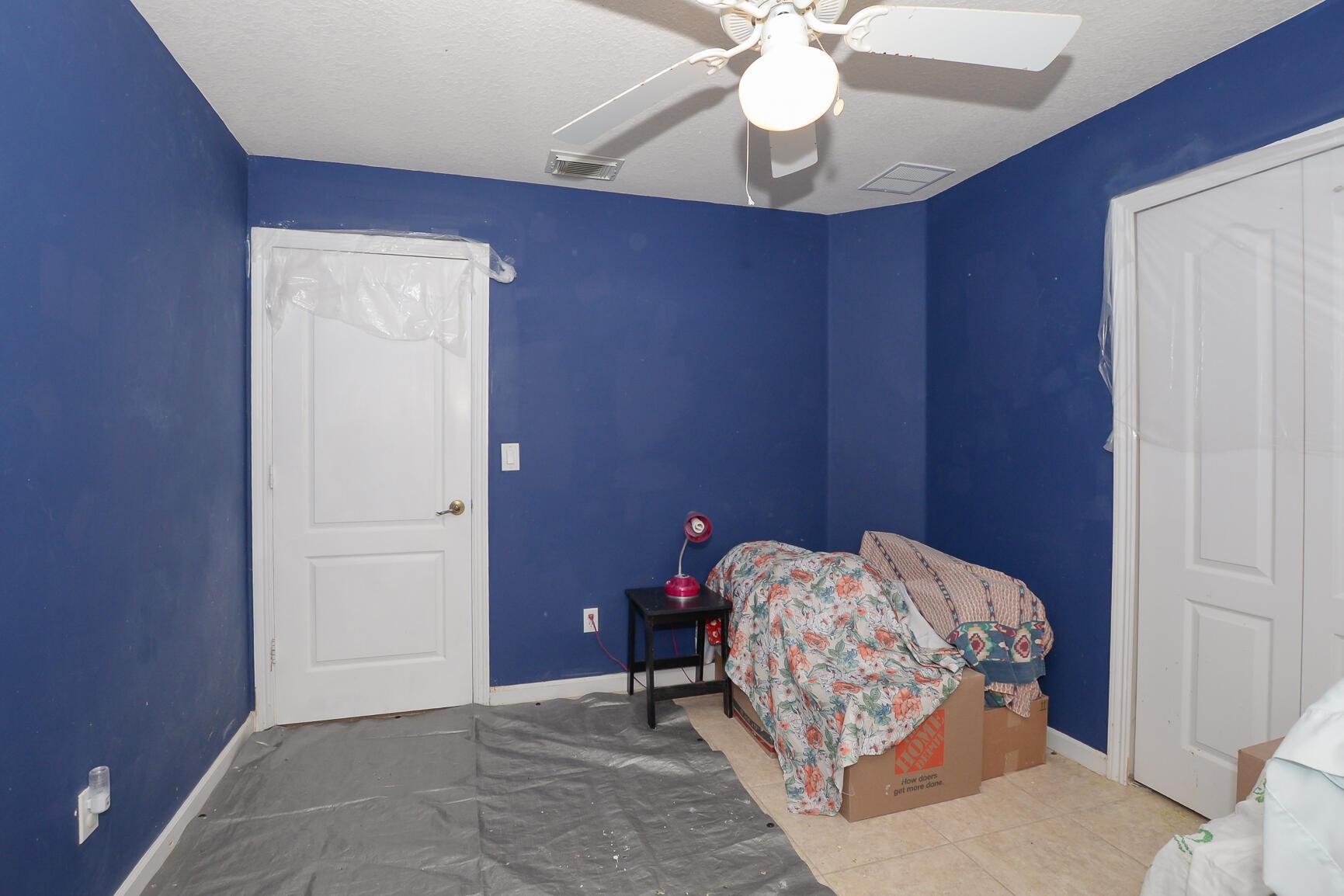 PORT ST LUCIE SECTION 20 - Residential