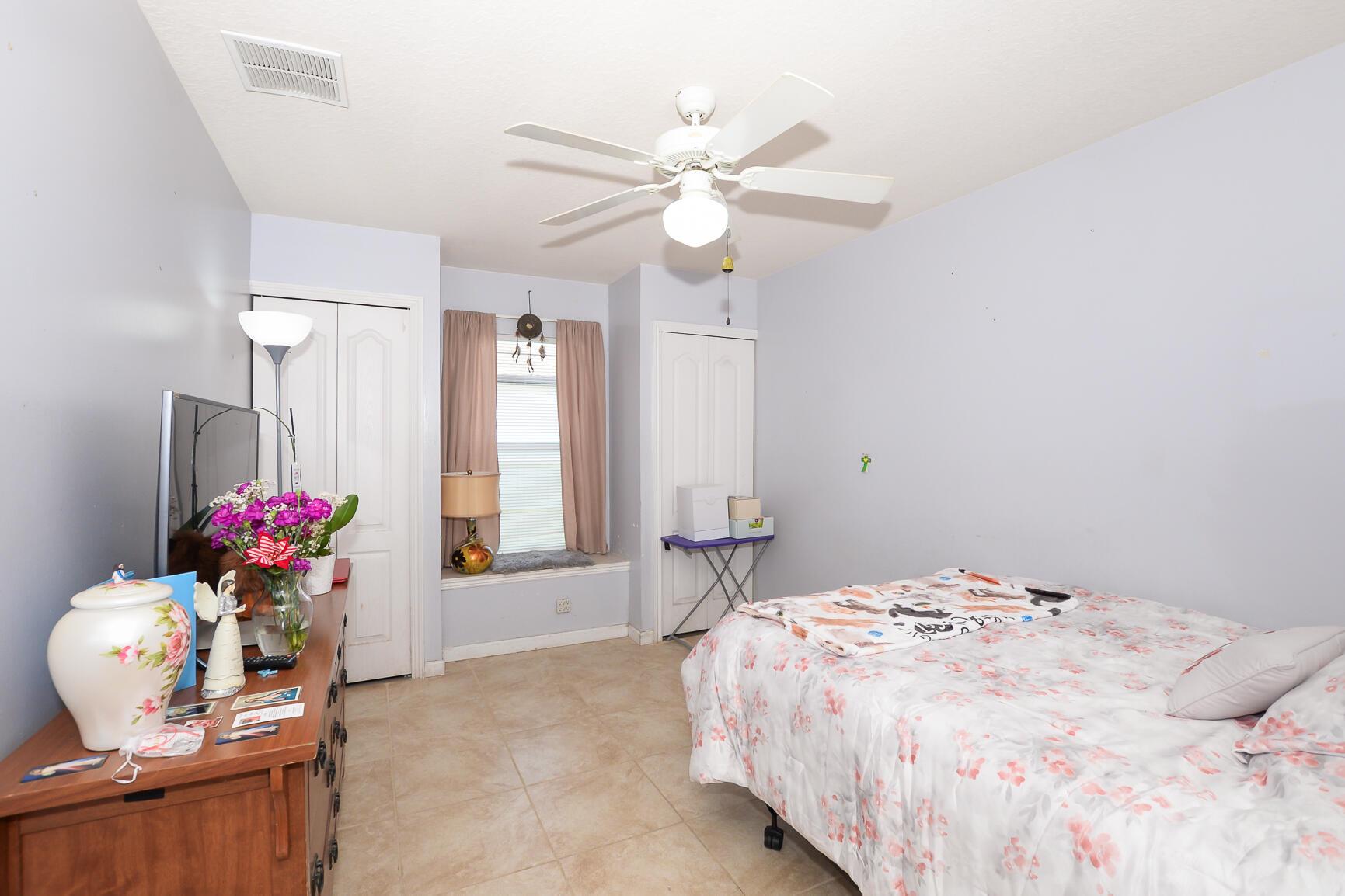 PORT ST LUCIE SECTION 20 - Residential