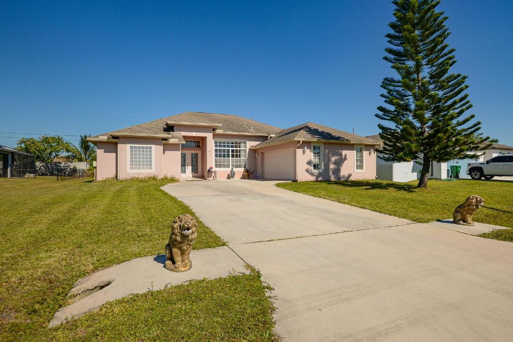 Photo of 2119 SW Azure Avenue SW, Port Saint Lucie, FL 34953 (MLS # R11141060)