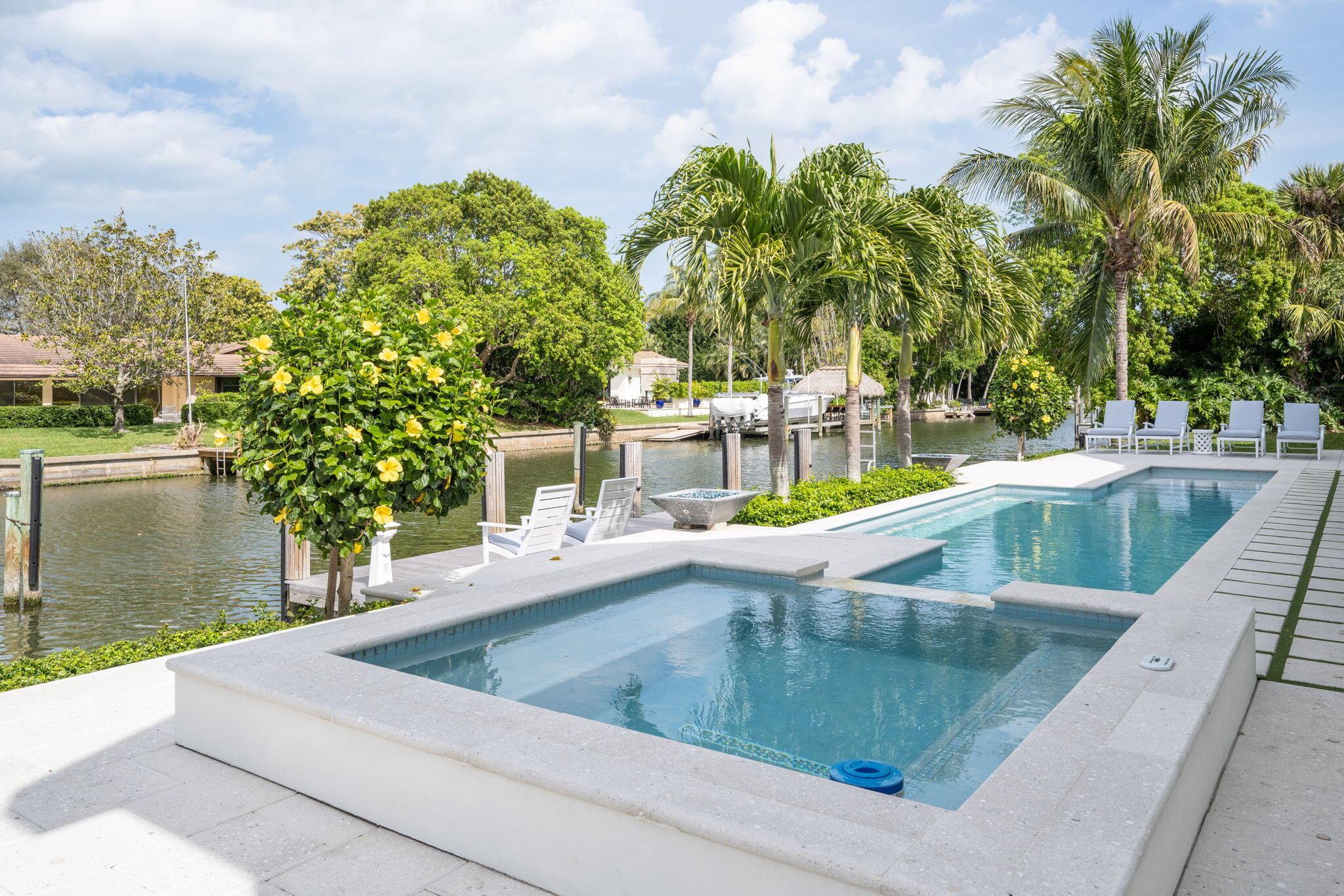 REPLAT OF RIOMAR BAY UNIT - Residential