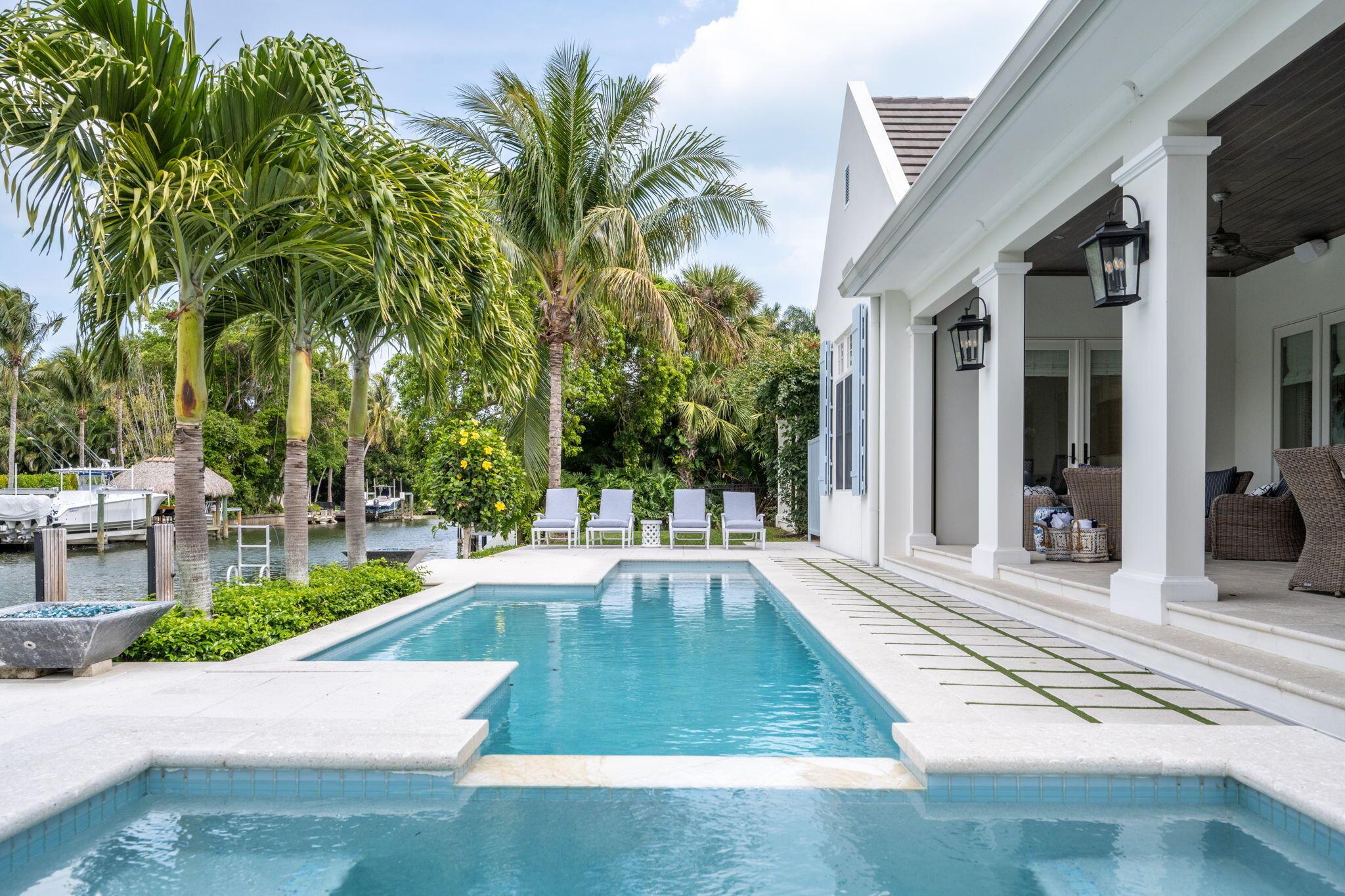 REPLAT OF RIOMAR BAY UNIT - Residential