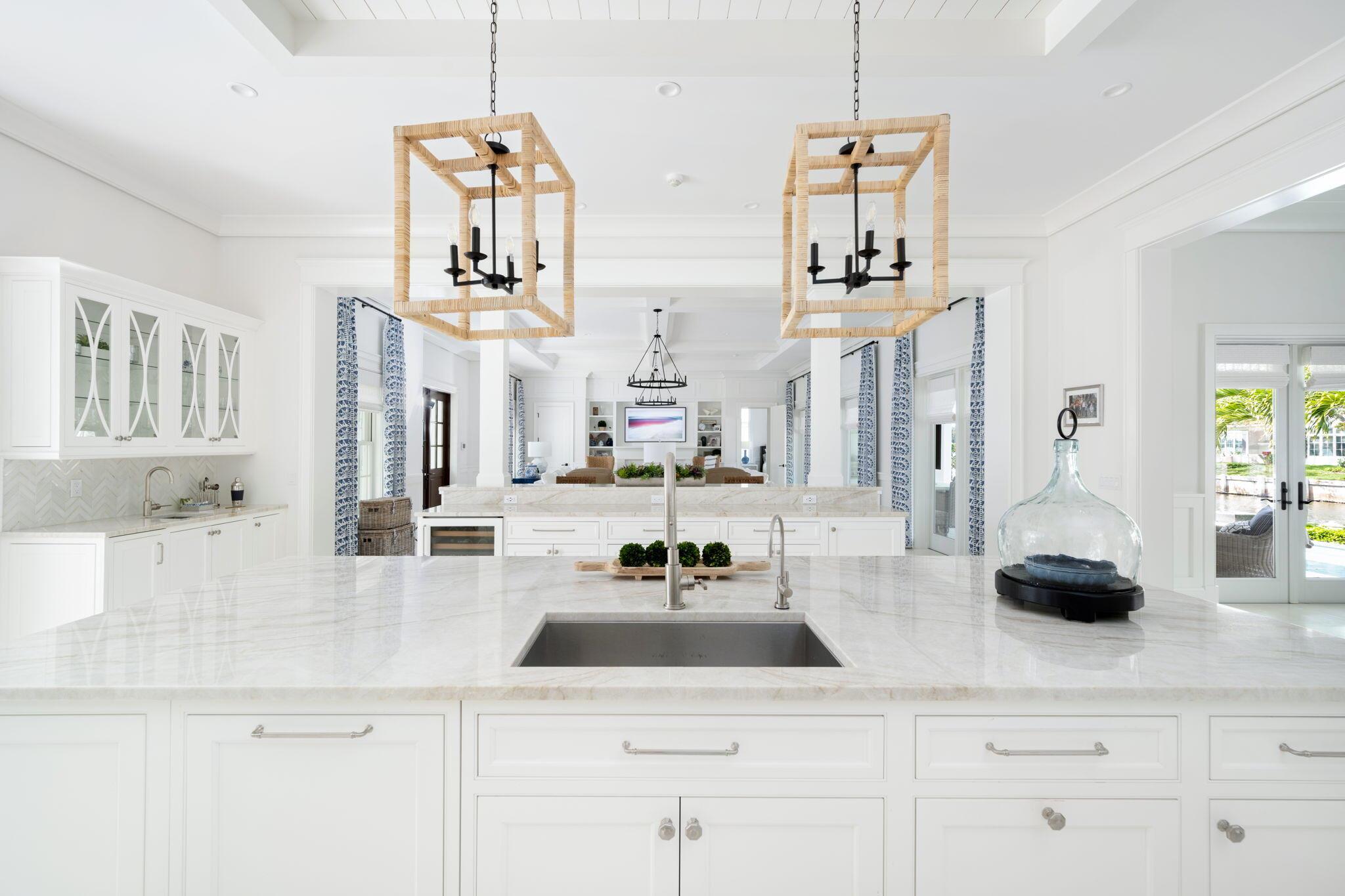 REPLAT OF RIOMAR BAY UNIT - Residential