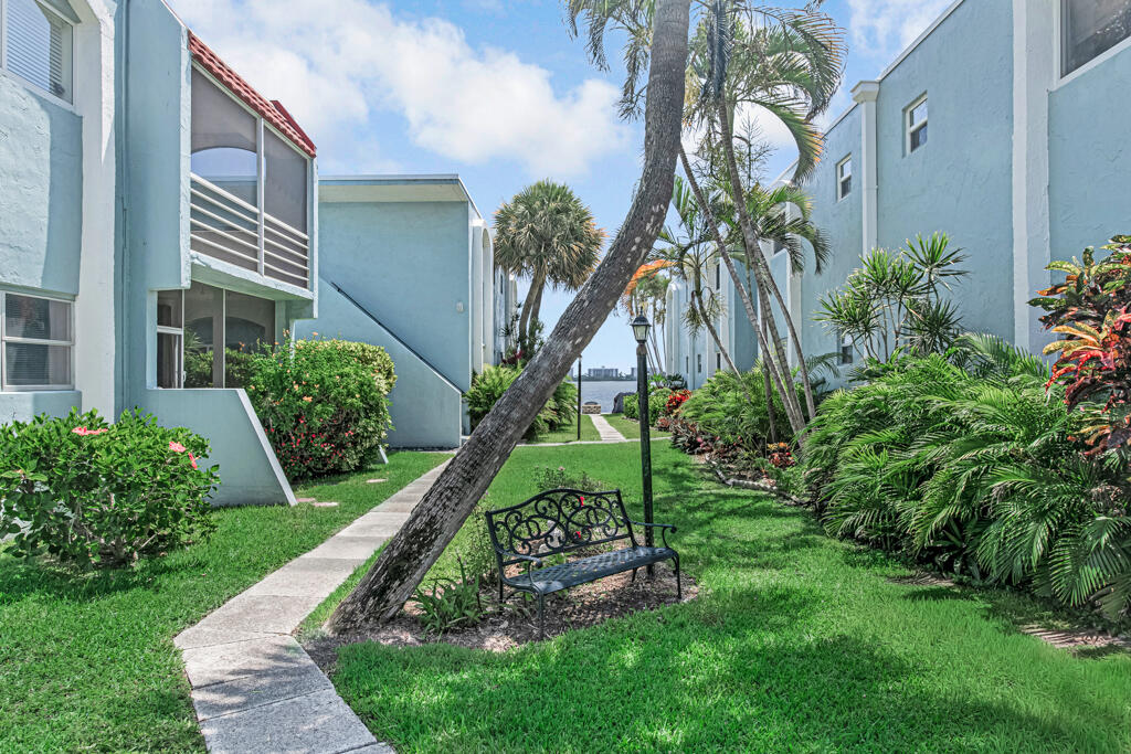 KEN-LEE GARDENS CONDO - Residential
