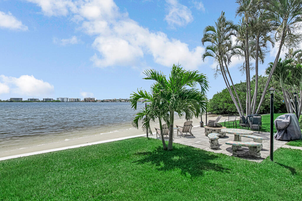 KEN-LEE GARDENS CONDO - Residential