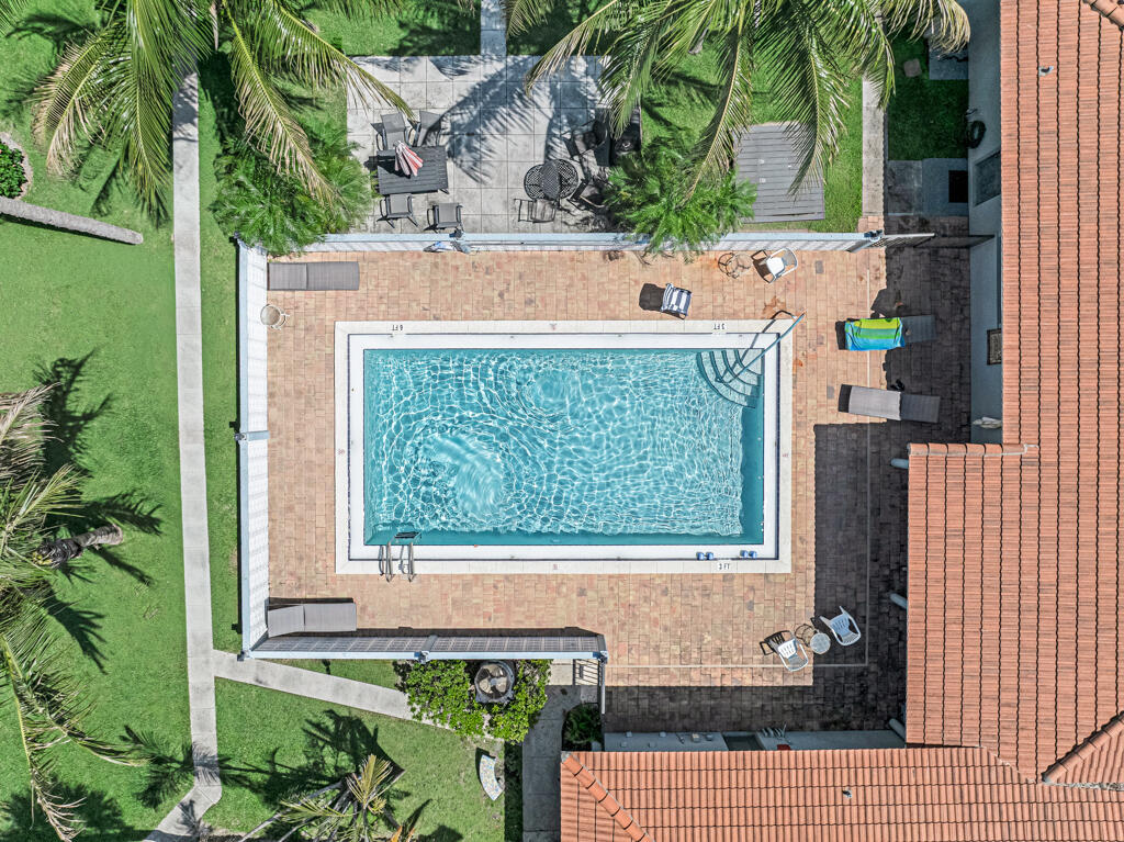 KEN-LEE GARDENS CONDO - Residential