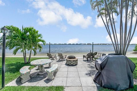 Property photo of 1430 S Lakeside Drive 22, Lake Worth Beach, FL 33460