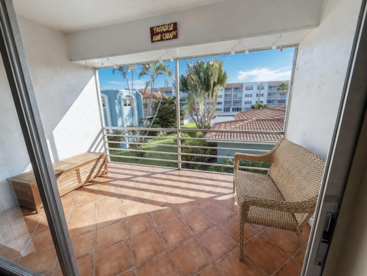 KEN-LEE GARDENS CONDO - Residential