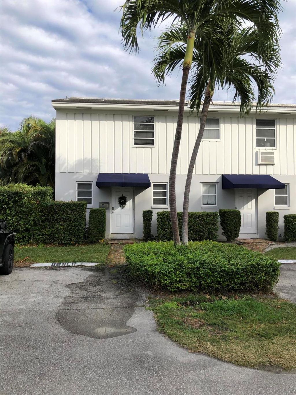 Photo of 145 NE 7th Avenue, Delray Beach, FL 33483 (MLS # R10994786)