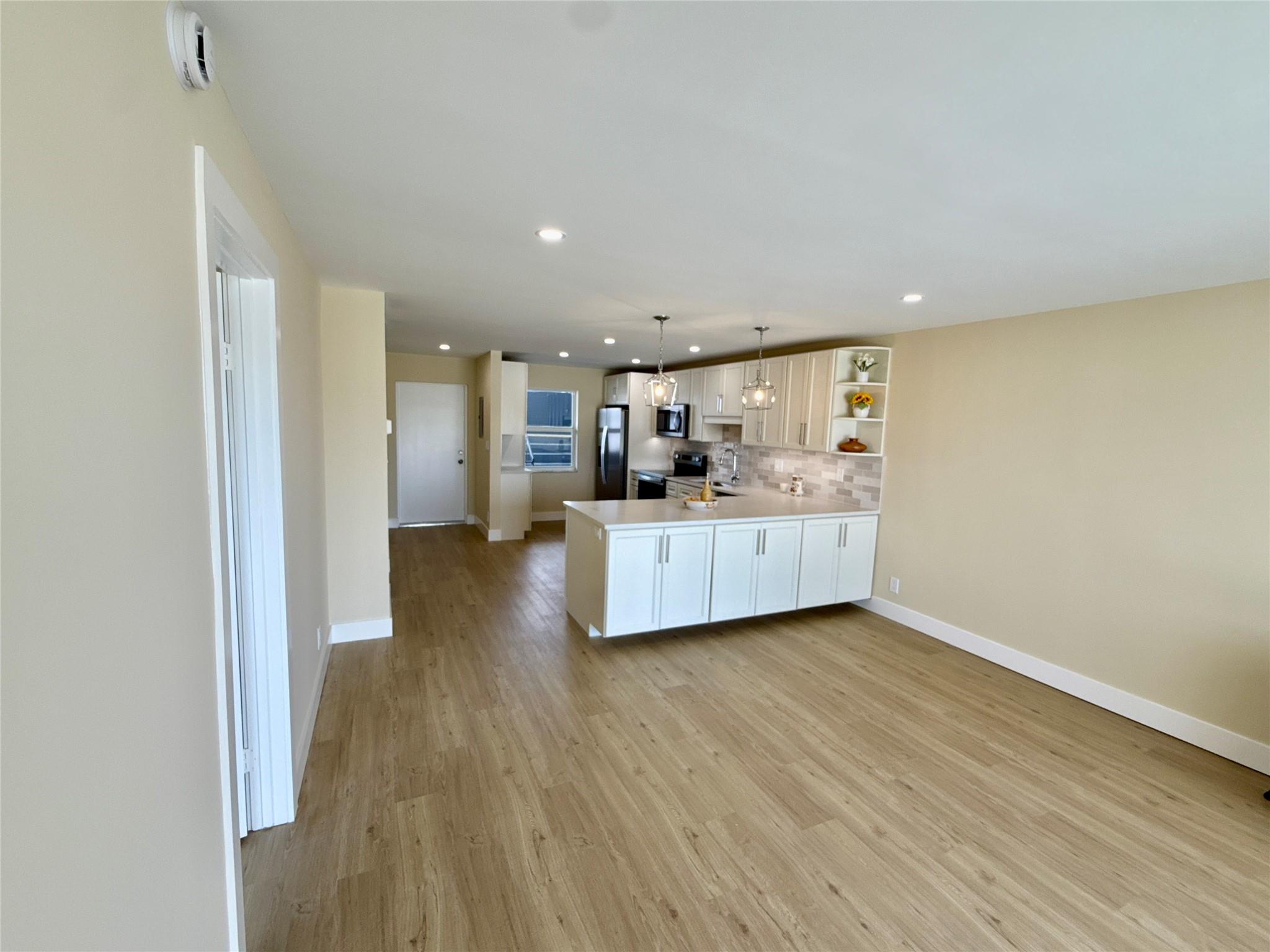 Oriole Golf & Tennis Club - Residential