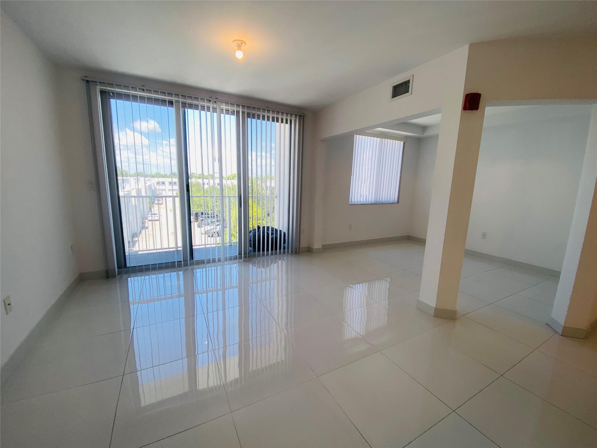 Aventura Place - Residential Lease