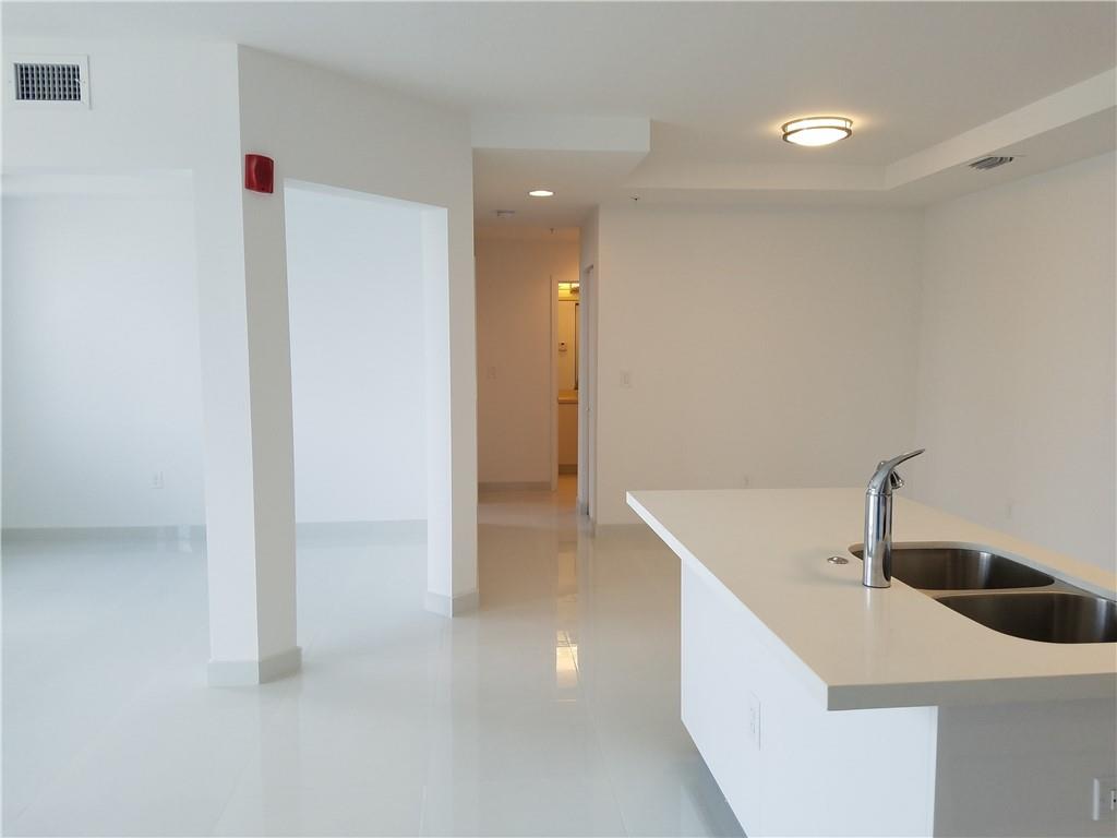 Aventura Place - Residential Lease