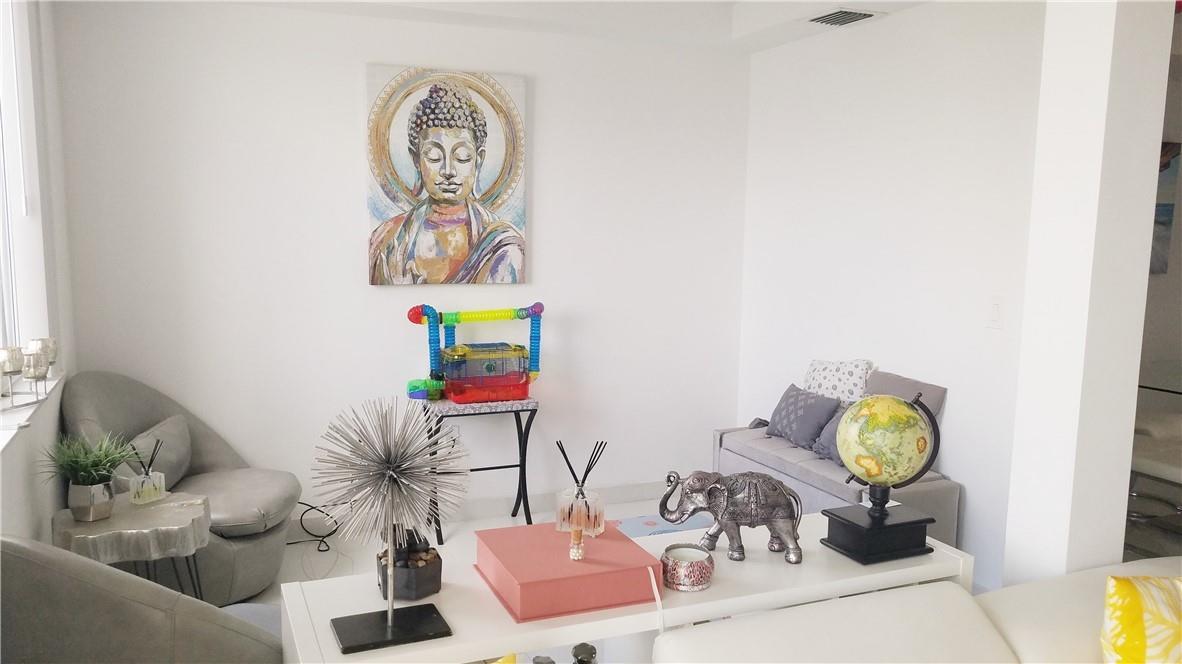 Aventura Place - Residential Lease