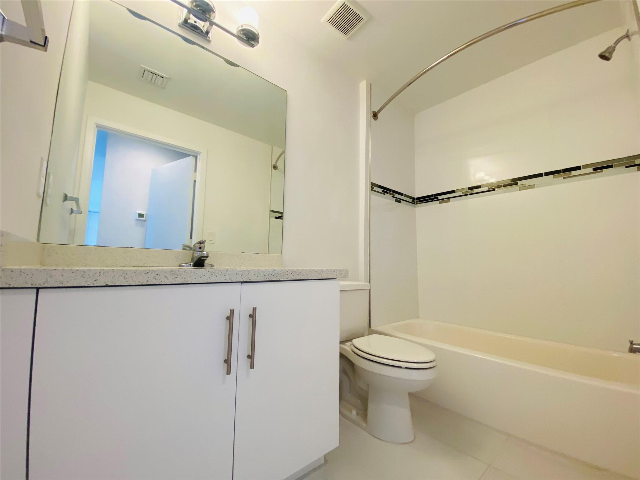 Aventura Place - Residential Lease