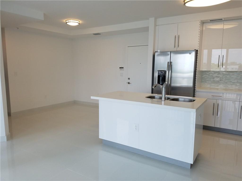 Aventura Place - Residential Lease