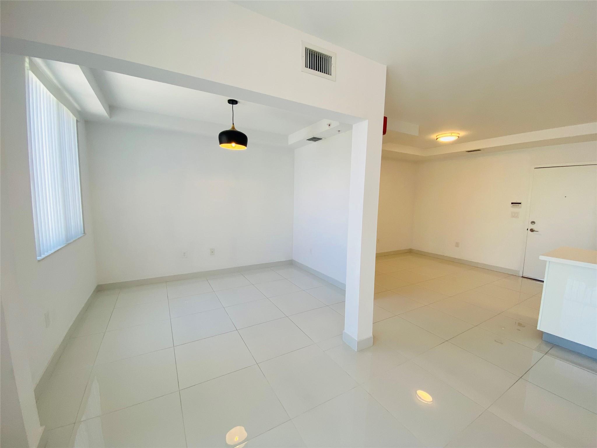 Aventura Place - Residential Lease