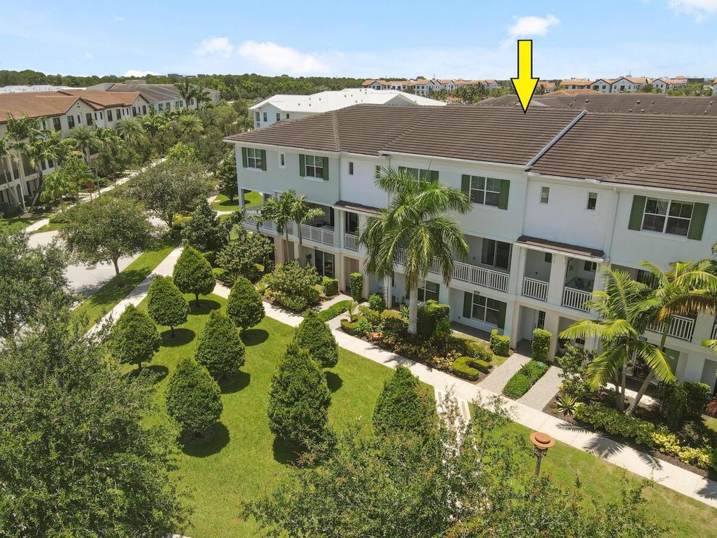 Photo of 7089 Edison Place, Palm Beach Gardens, FL 33418 (MLS # R11002900)