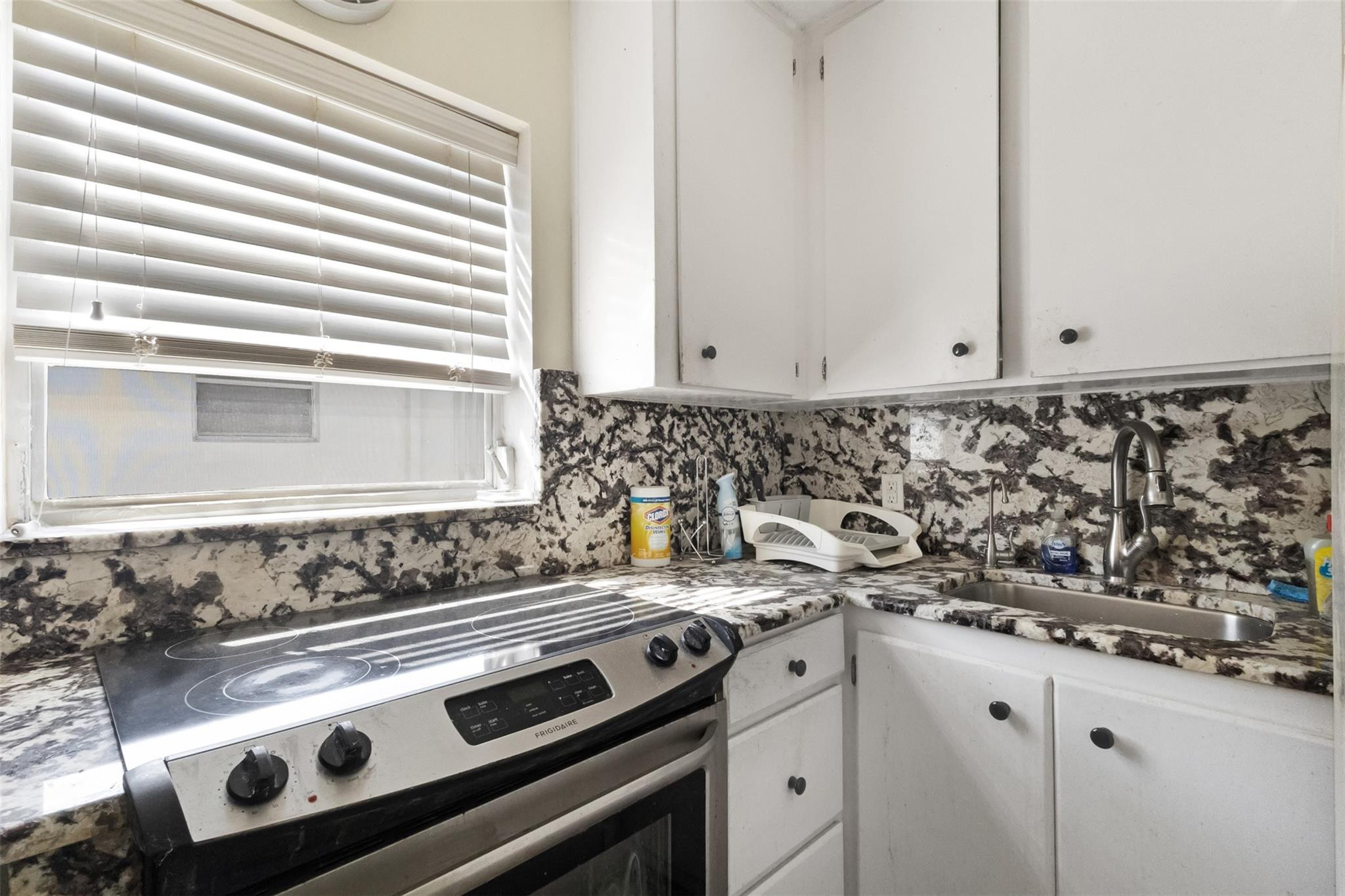 Holiday Apartments Condo - Residential