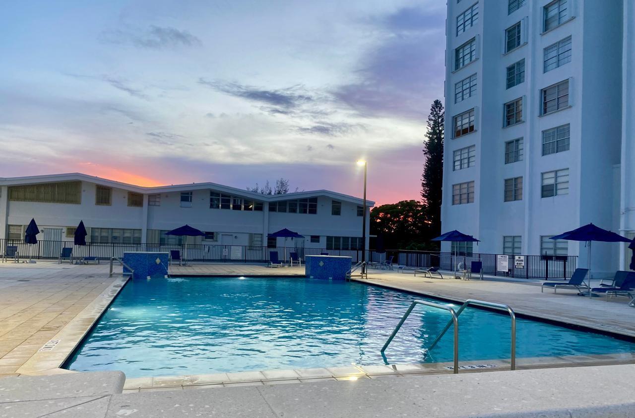 Commodore Plaza - Residential