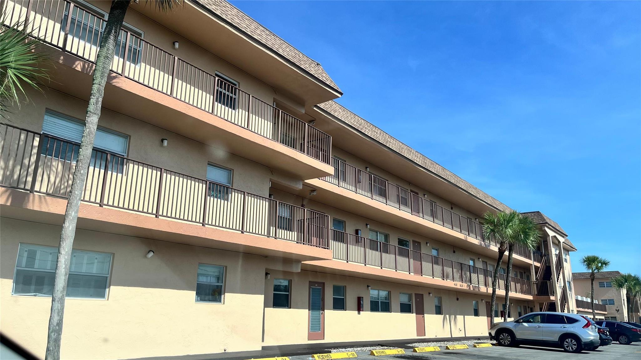 4101 NW 26 Street 260