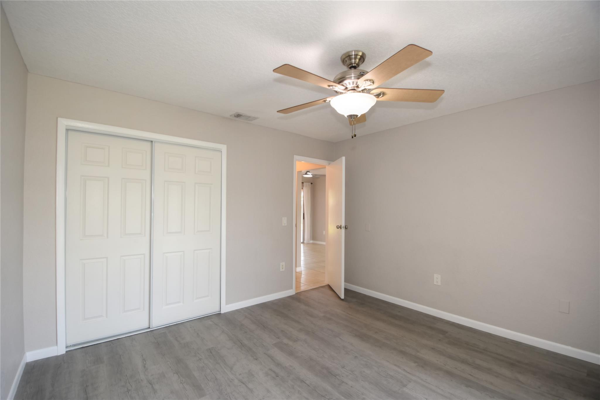 Sunrise Golf Village Sec - Residential