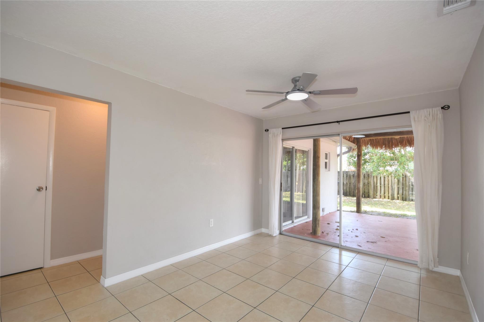 Sunrise Golf Village Sec - Residential
