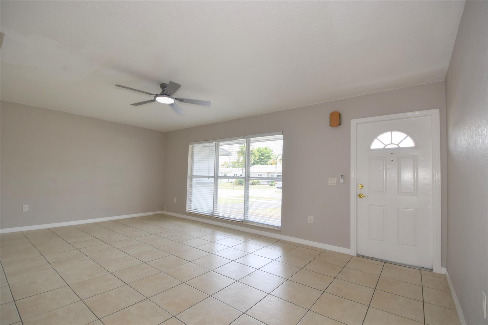 11451 NW 37th St