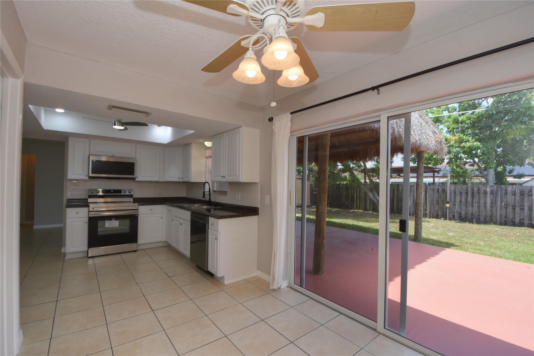 Sunrise Golf Village Sec - Residential