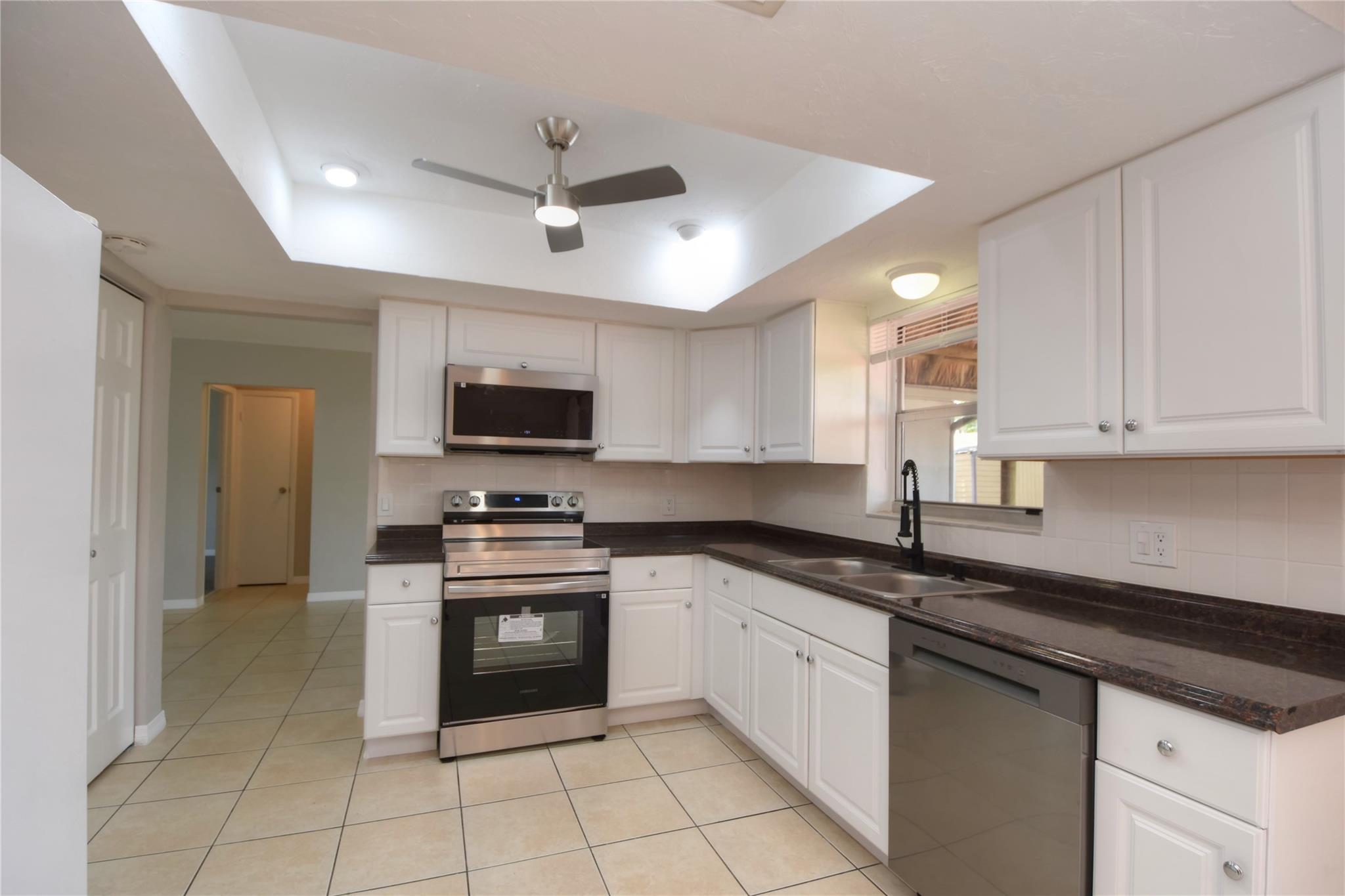 Sunrise Golf Village Sec - Residential