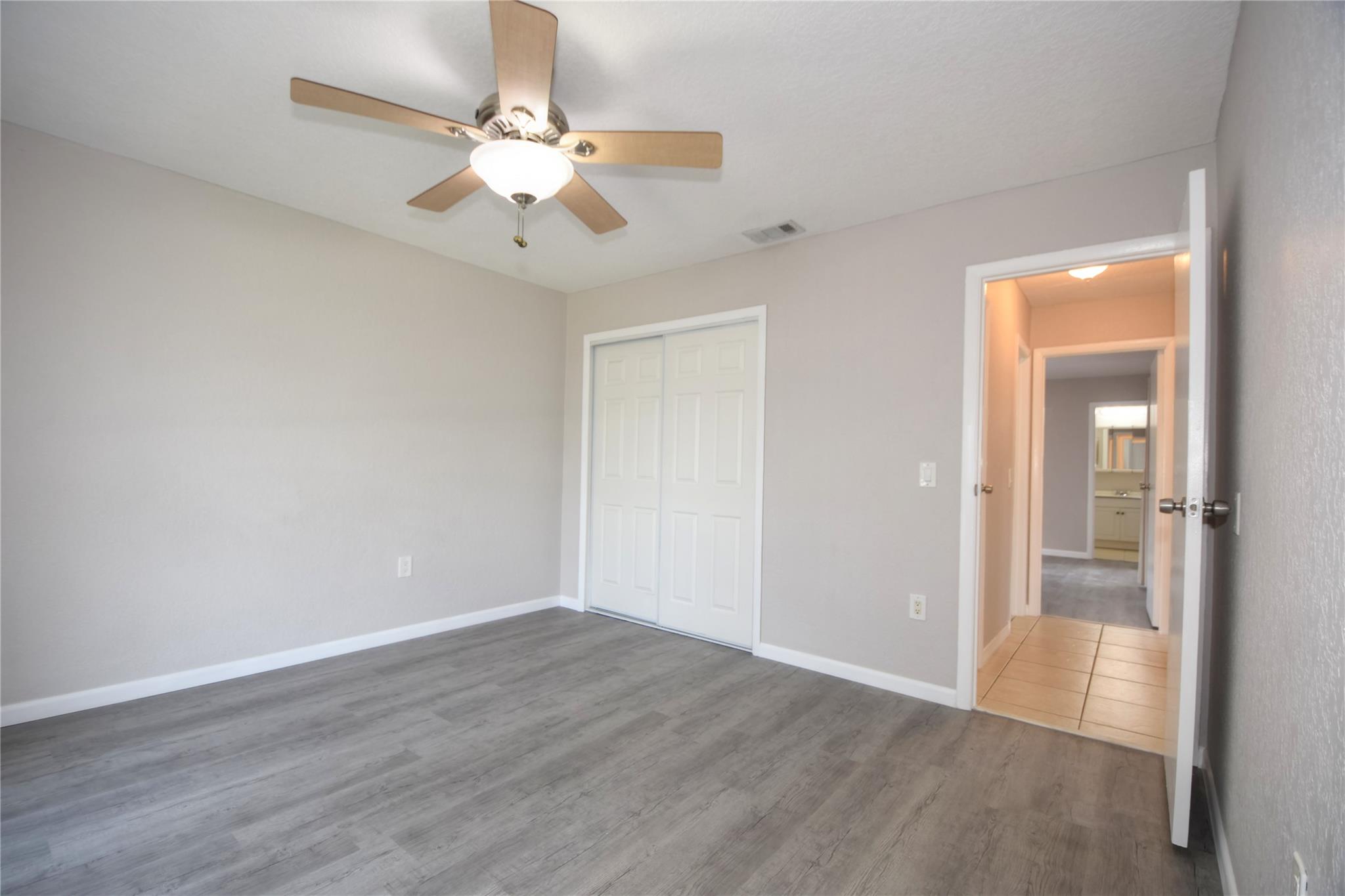 Sunrise Golf Village Sec - Residential