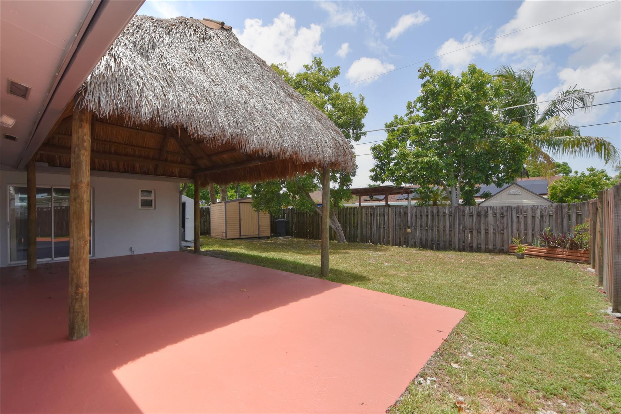 Sunrise Golf Village Sec - Residential