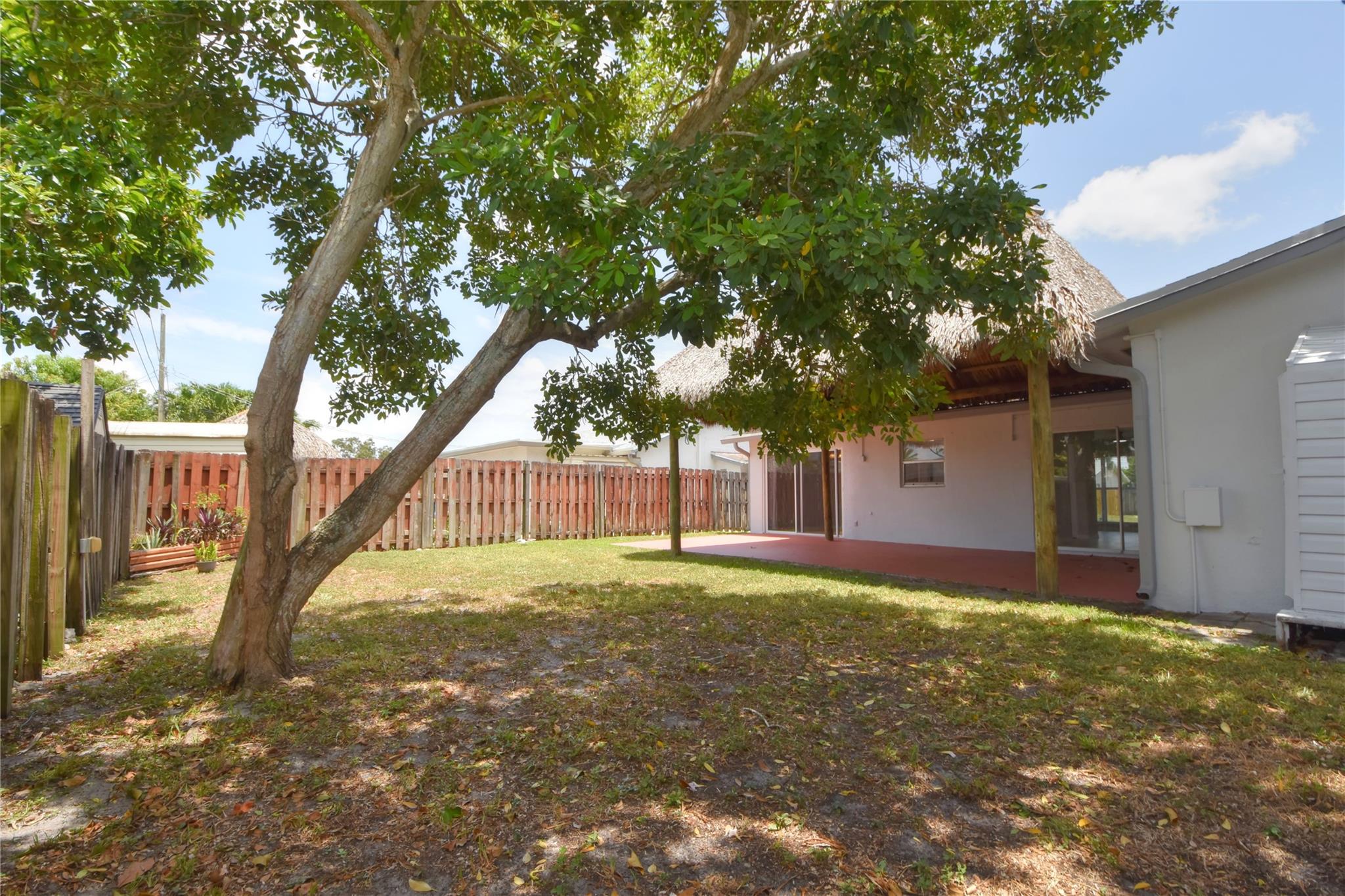 Sunrise Golf Village Sec - Residential