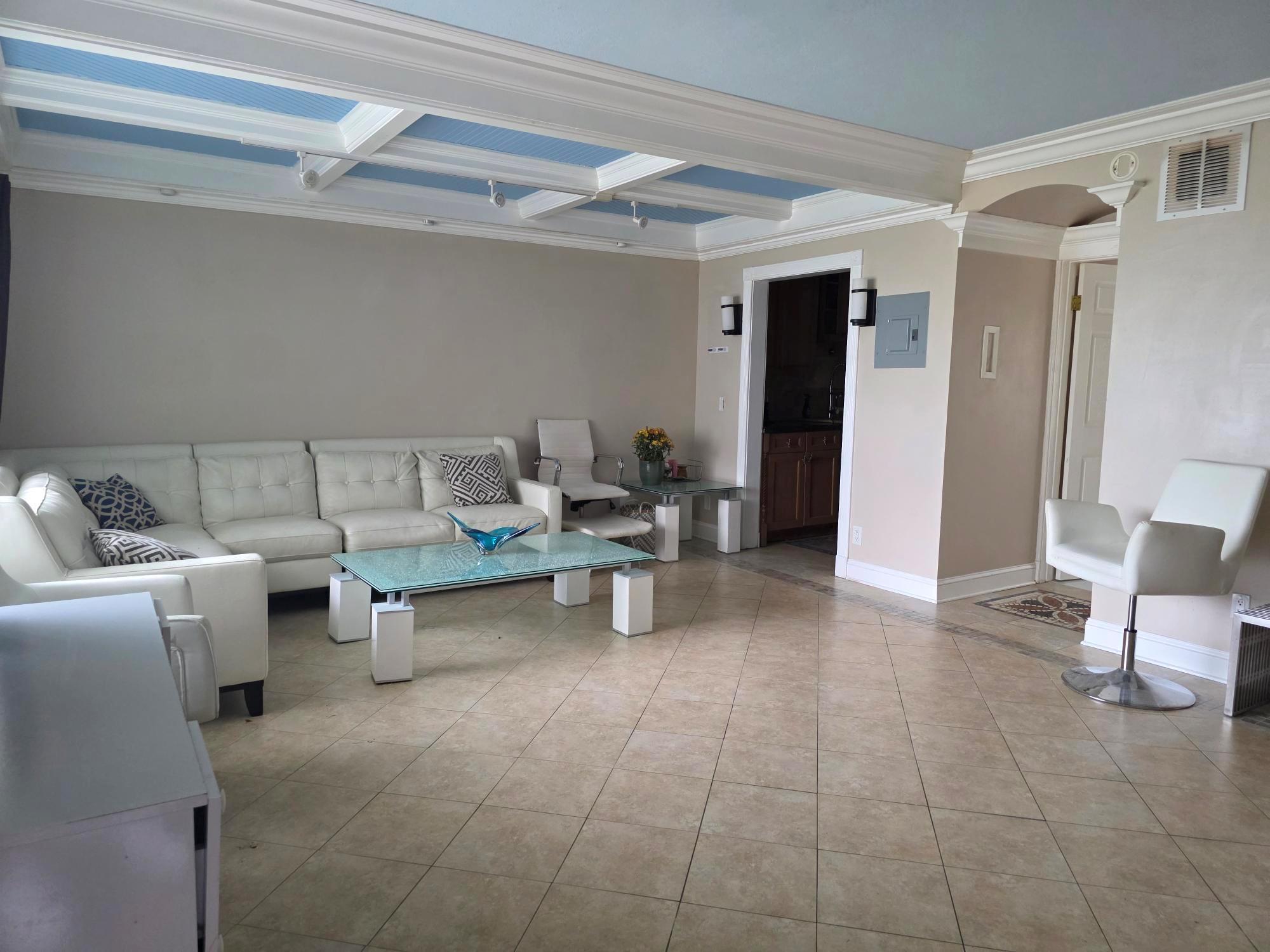 LINDEN ARMS CONDO - Commercial Sale