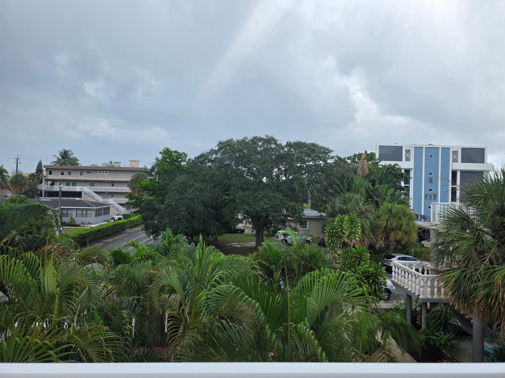 LINDEN ARMS CONDO - Commercial Sale