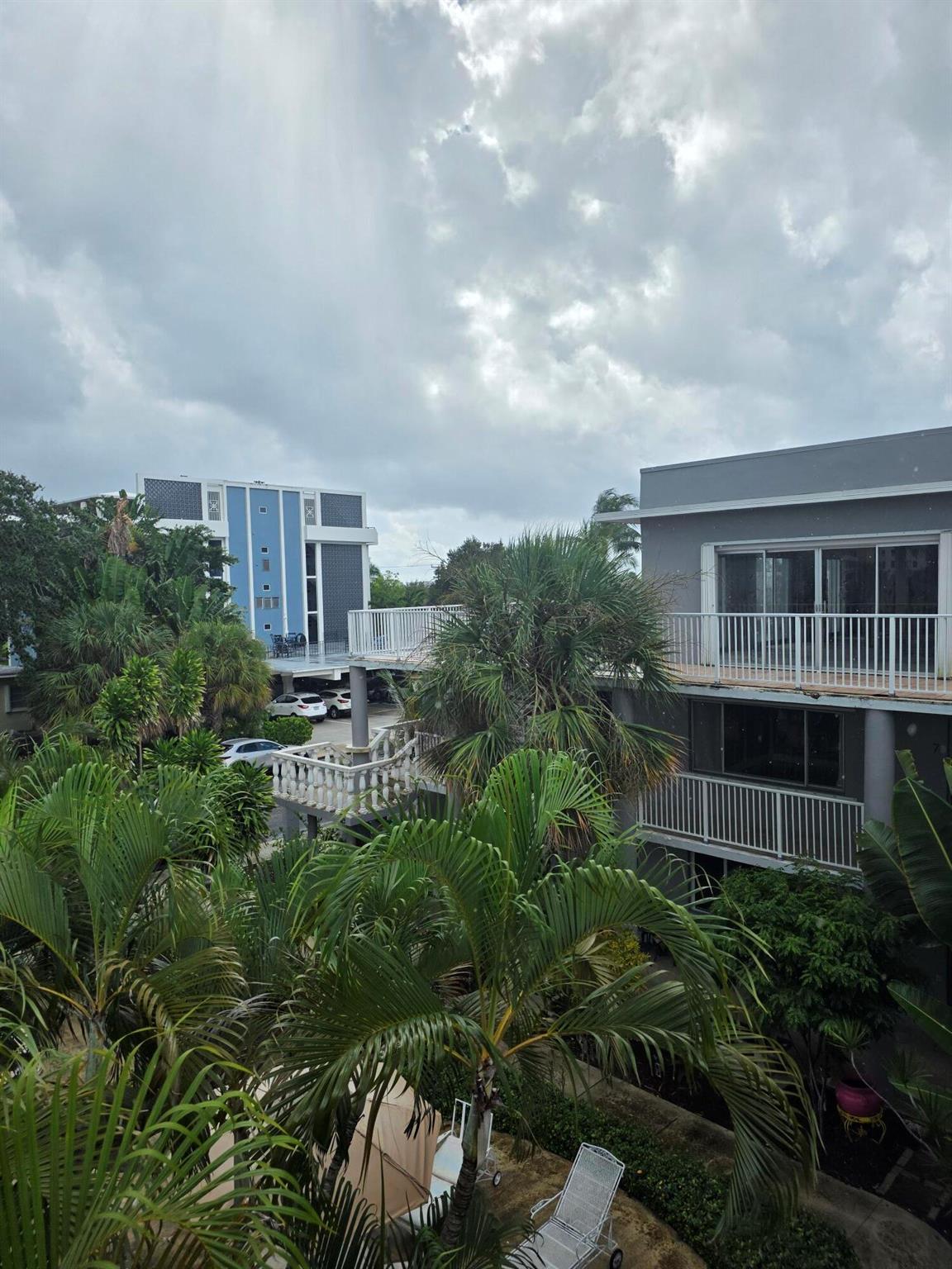 LINDEN ARMS CONDO - Commercial Sale