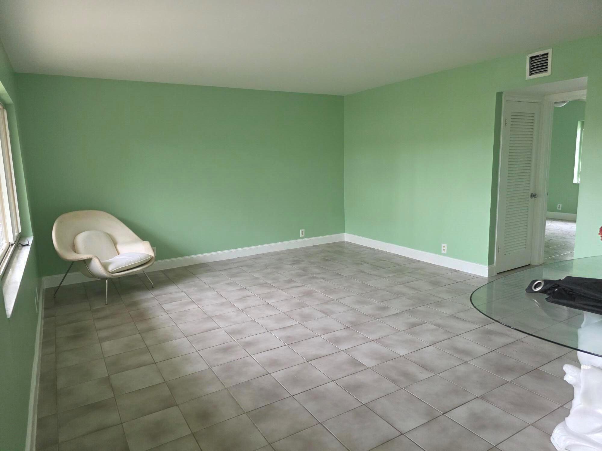 LINDEN ARMS CONDO - Commercial Sale