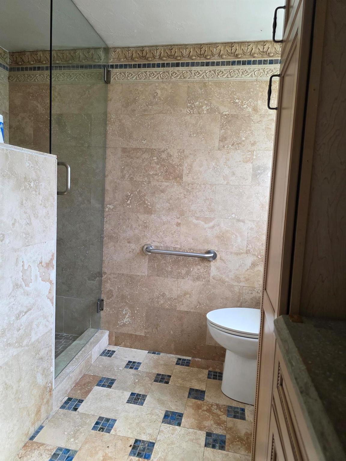 LINDEN ARMS CONDO - Commercial Sale