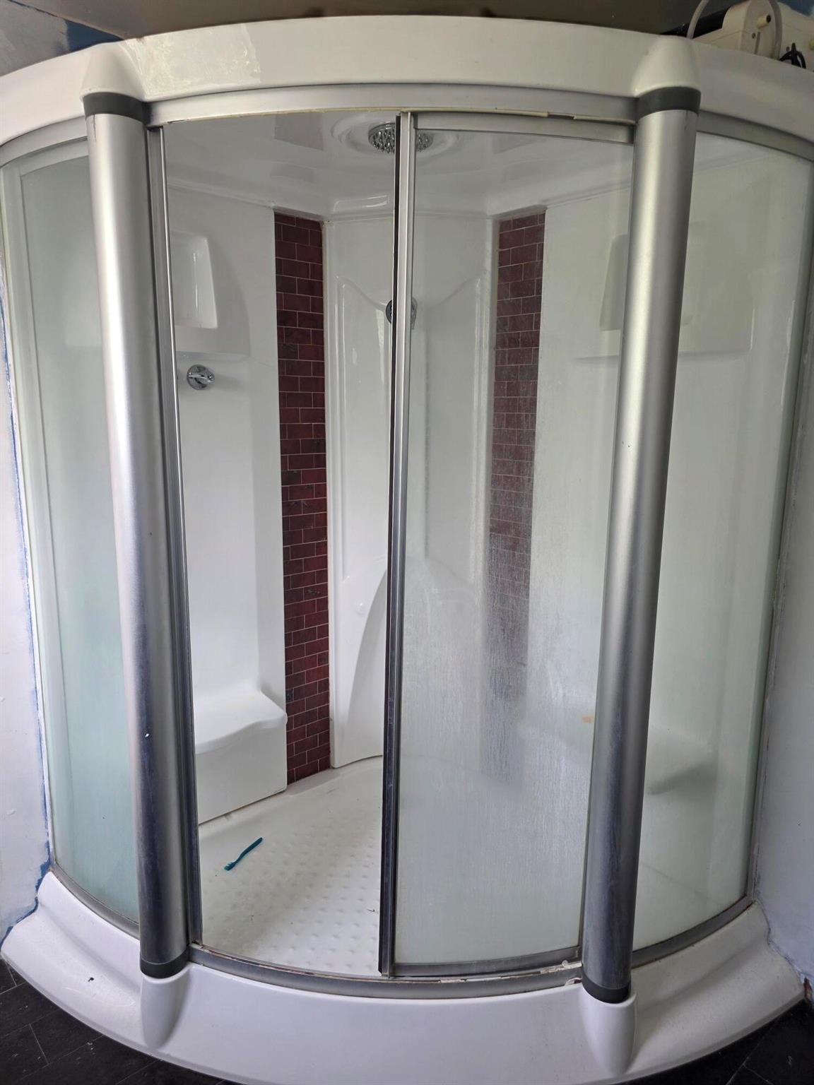 LINDEN ARMS CONDO - Commercial Sale