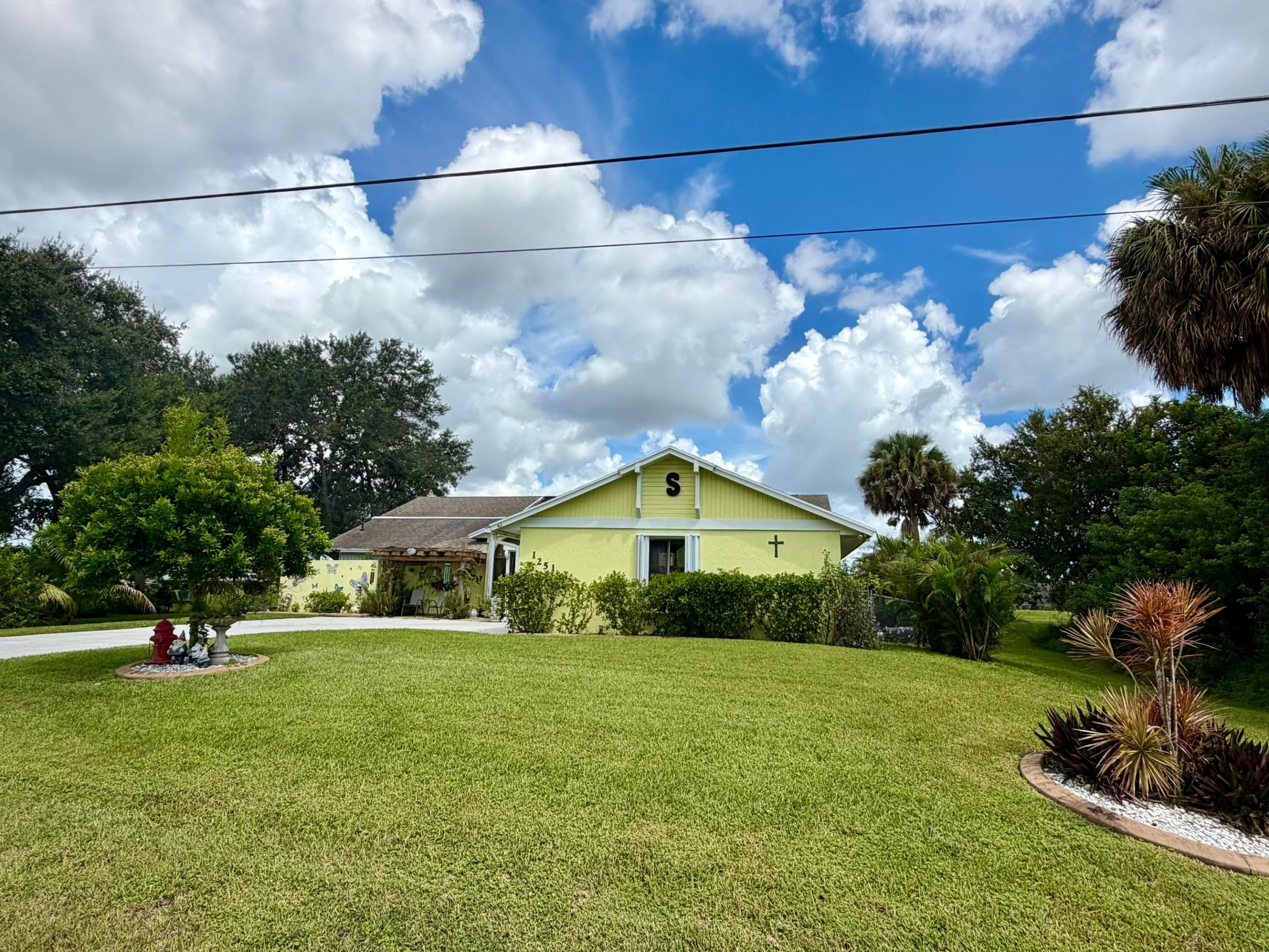 1251 SW Abingdon Avenue