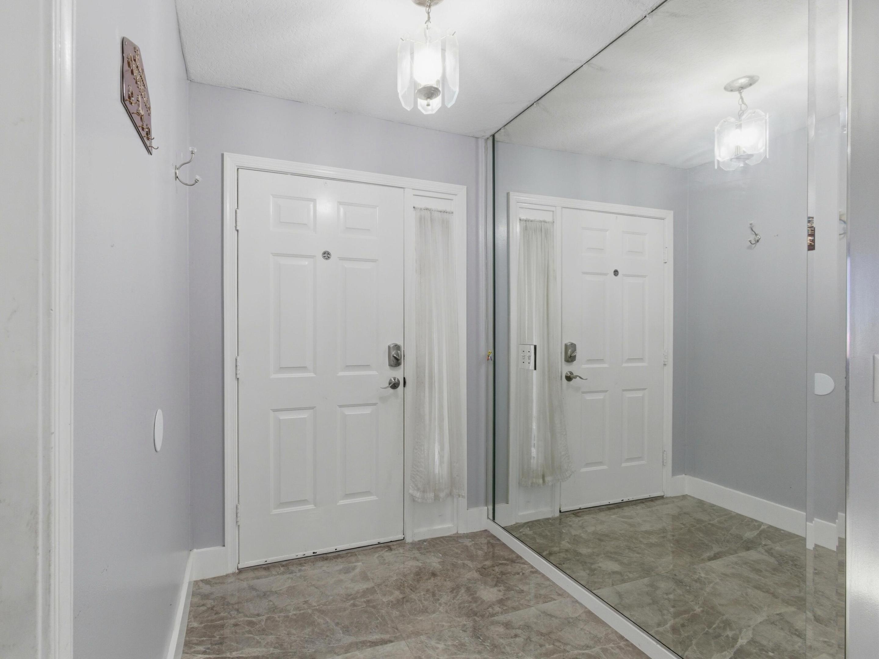 11481 Tangerine Boulevard