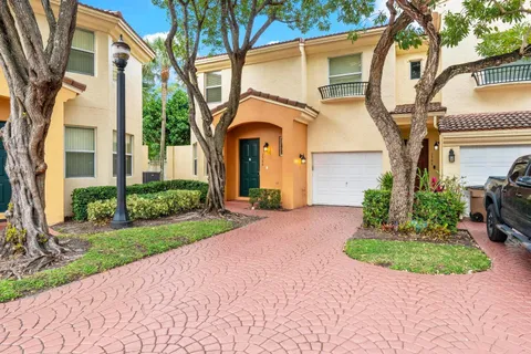 2988 Deer Creek Country Club Boulevard Unit 103, Deerfield Beach, FL MLS: R11090601