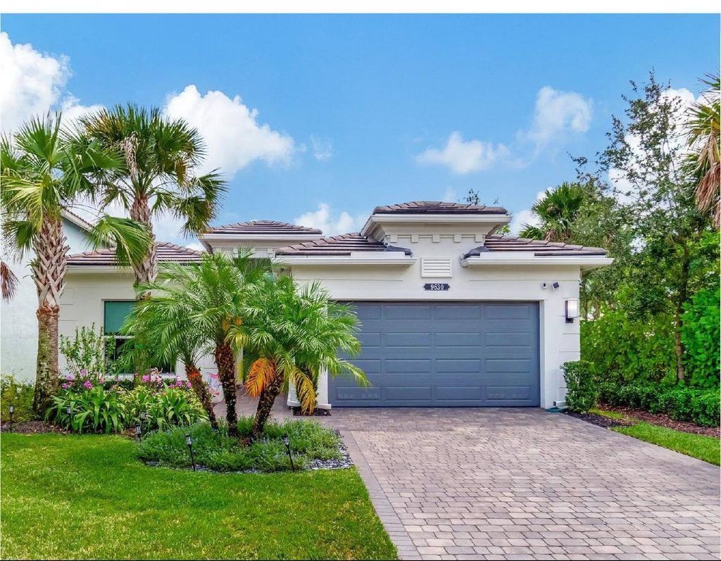 Photo of 9630 Brook Isles Avenue, Delray Beach, FL 33446 (MLS # F10461396)