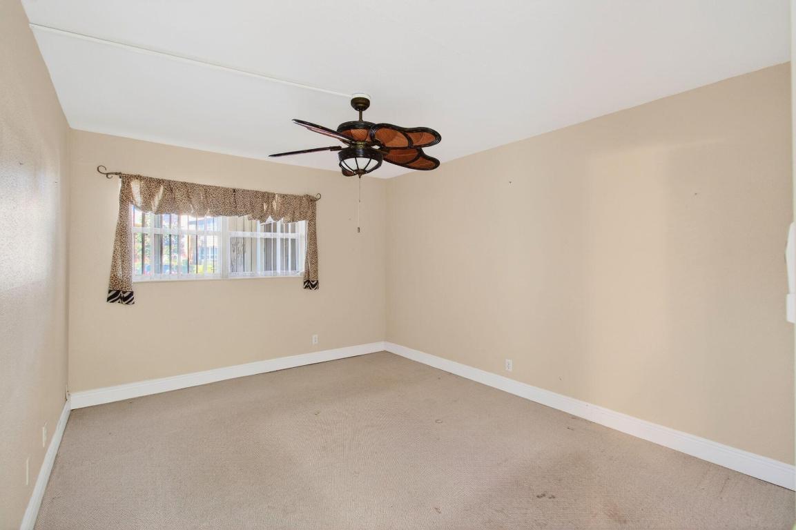 KINGS POINT - Residential