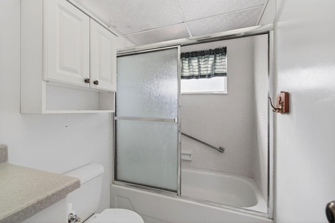 KINGS POINT - Residential